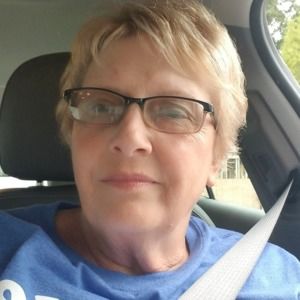 Meet your Posher, Debra